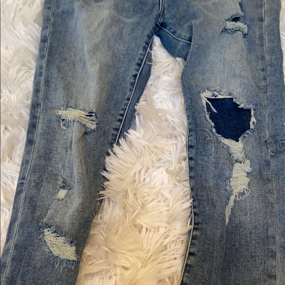 Urban Outfitters Ripped Jeans - Picture 3 of 4